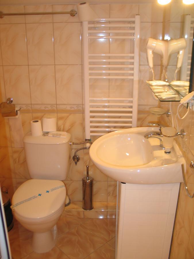 Kovanlika Hotel Razgrad ภายนอก รูปภาพ